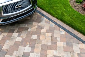 How to lay pavers for a driveway